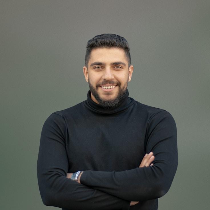 Milan Rao, Client Relations Director, discussing corporate gifting strategy with business clients